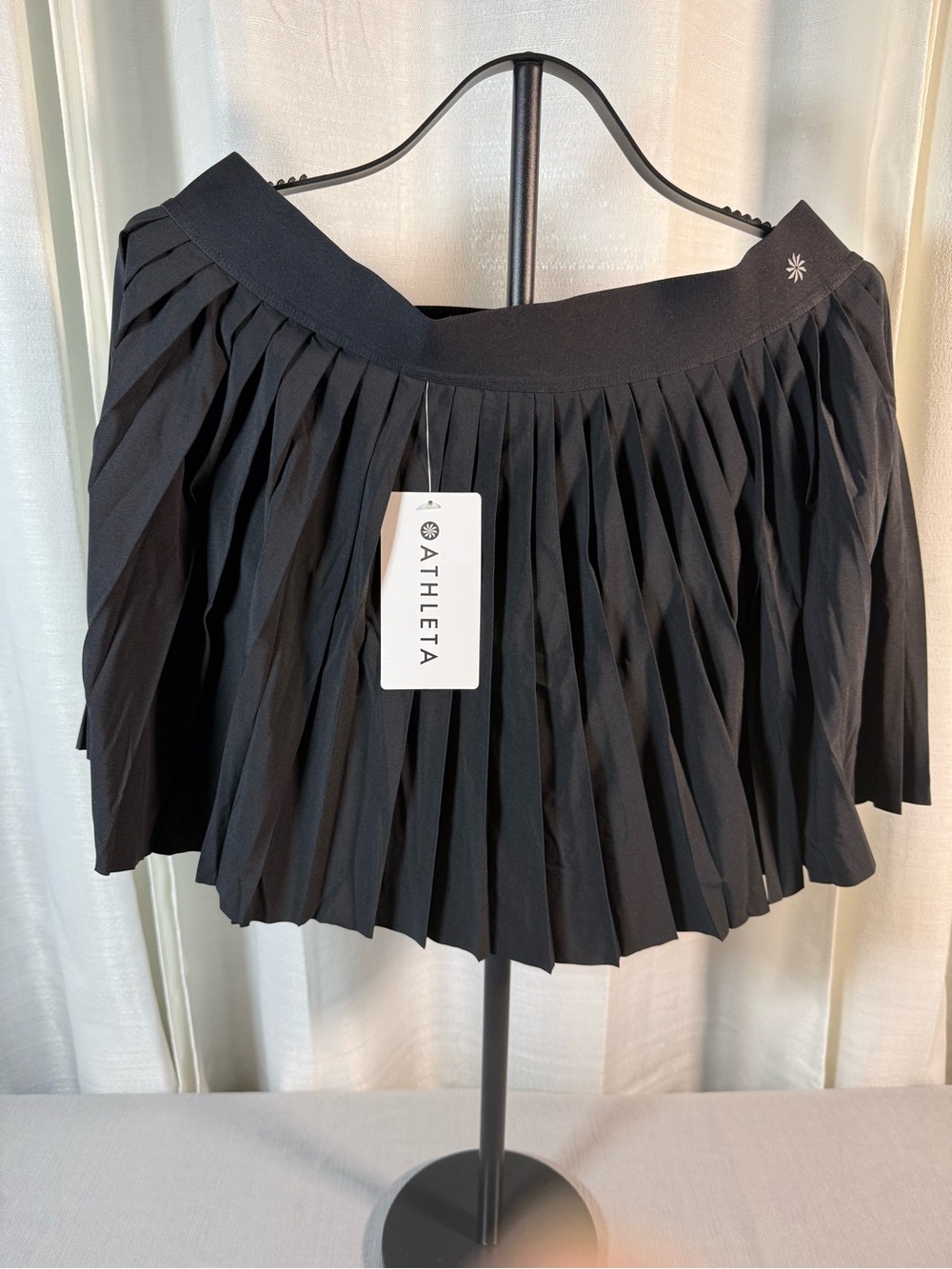 Athleta Black Pleated Mini Skirt